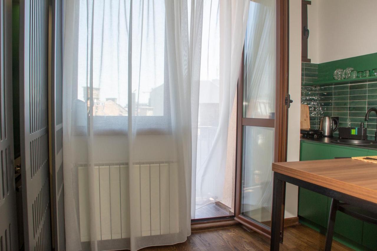 Appartamento Artisan'S Dwelling Belgrado Esterno foto