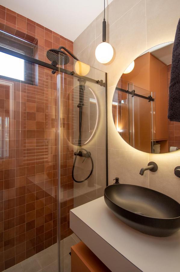Appartamento Artisan'S Dwelling Belgrado Esterno foto