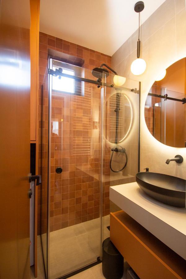 Appartamento Artisan'S Dwelling Belgrado Esterno foto